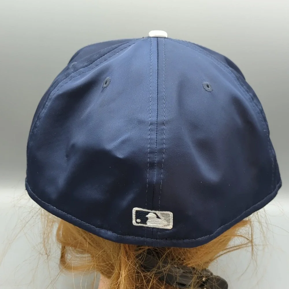 New York Yankees New Era 59FIFTY 2000 World Series Full Satin Fitted Hat 7 3/4